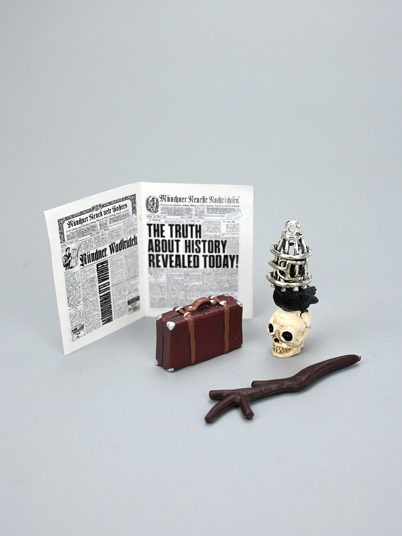 Miniature Academy Luggage Scen - đánh giá và giá Home Decor Manufacturers